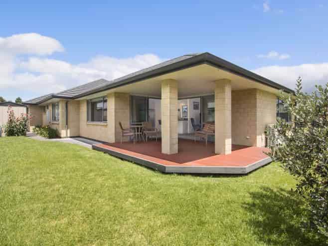 10 Nolan Place, Katikati