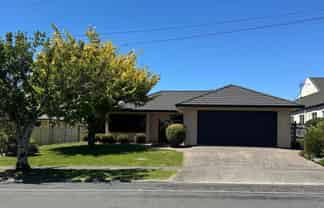 8 Arataki Road, Havelock North