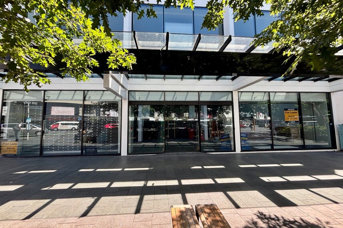 High‑Profile Ground Floor Tenancy on Broadway - Поглед 2