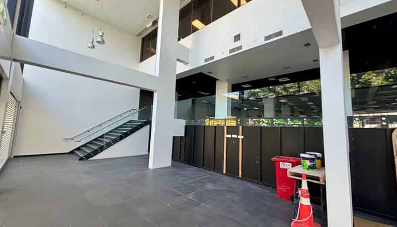 123 Broadway, Newmarket