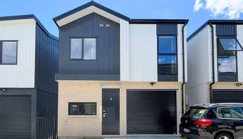 4B Tainui Terrace, Mangere Bridge