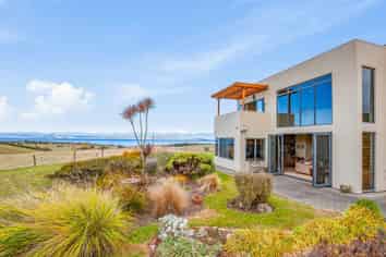 114 Te Puke Road, KURATAU