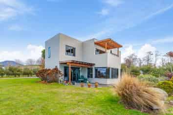 114 Te Puke Road, KURATAU