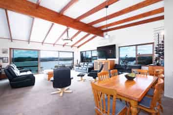 34 Binnie Street, Paihia