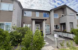 38 Pencaitland Drive, Flat Bush