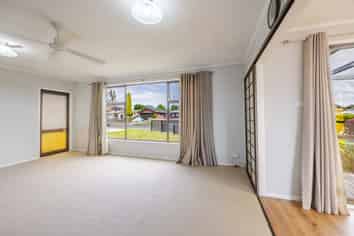 9 and 11 Willow Grove, Waipukurau