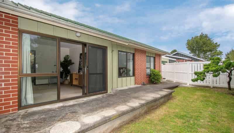 11B Clouston Street, Saint Martins