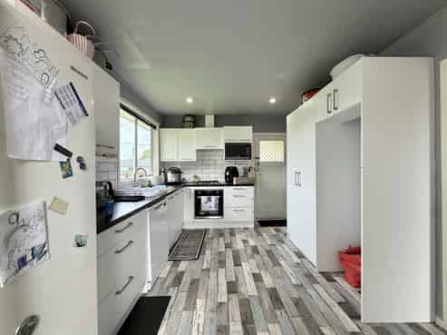 80 Thackeray Street, Trentham