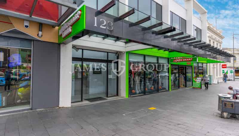 123 Broadway, Newmarket