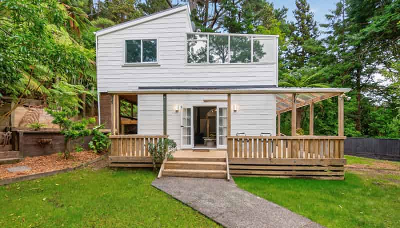 536 Stokes Valley Road, Stokes Valley