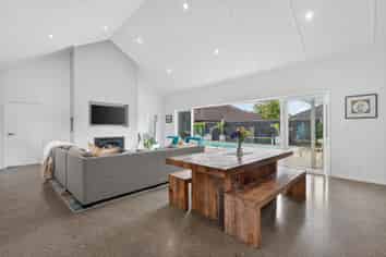 6 Sophia Place, Karaka