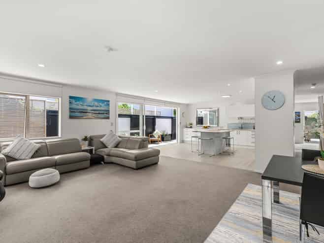 115B Oceanview Road, Mount Maunganui