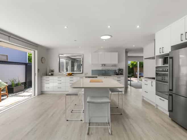 115B Oceanview Road, Mount Maunganui