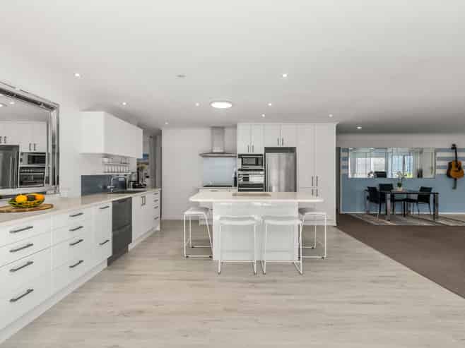 115B Oceanview Road, Mount Maunganui