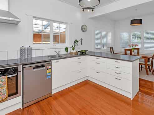 2A William Street, Kensington