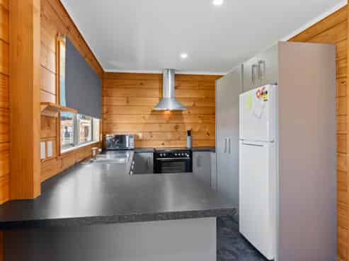 2 Dimock Street, Titahi Bay