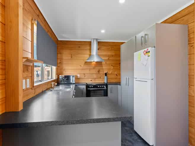 2 Dimock Street, Titahi Bay