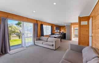 2 Dimock Street, Titahi Bay