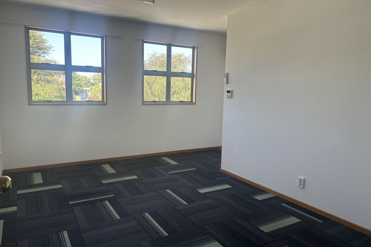 Modernised industrial unit - Vista 2