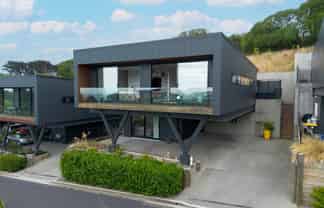 3/2 Clayton Street, Saint Clair