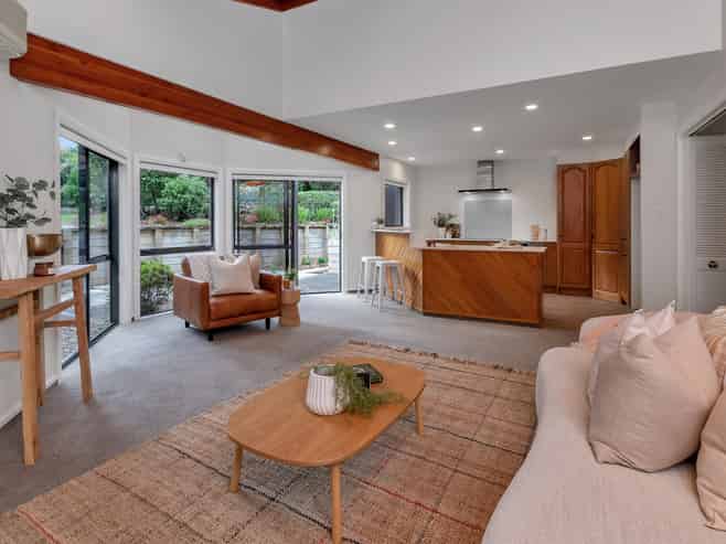 18 Augusta Place, Kamo