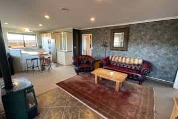 2/75 Hine Street, New Plymouth