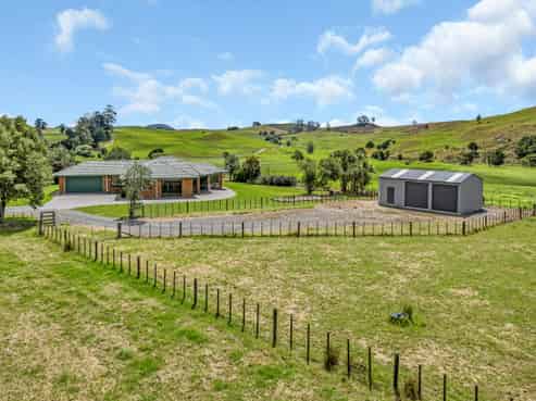 112 Maungakaramea Road, Mangapai and Surrounds