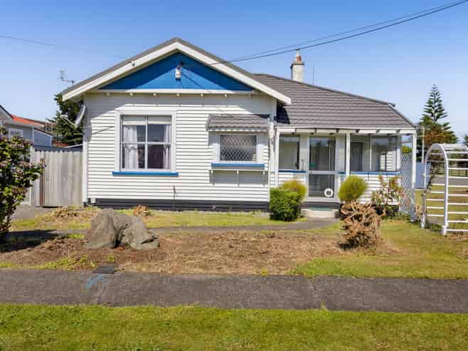 2 Argyle Street, Hawera