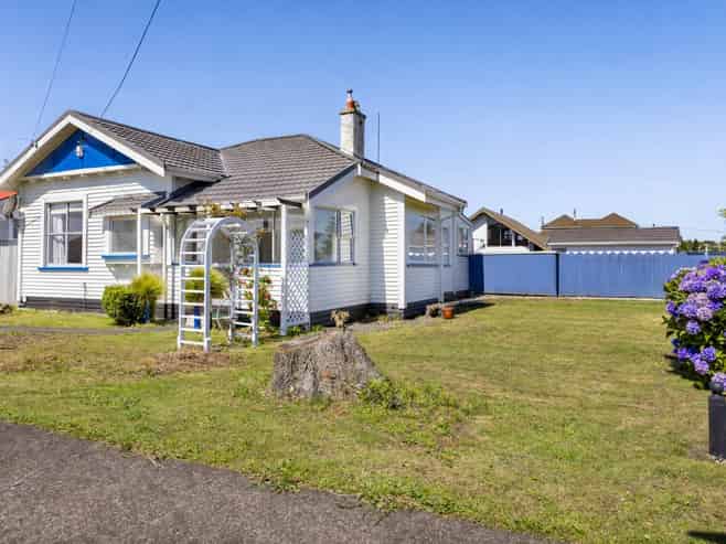 2 Argyle Street, Hawera