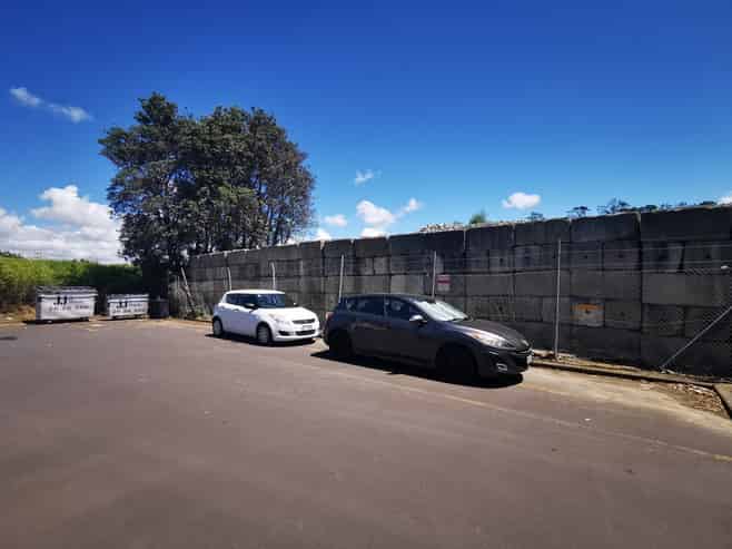 Albany approximately 480sqm industrial/showroom