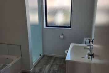 90A Tiraumea Drive, Pakuranga