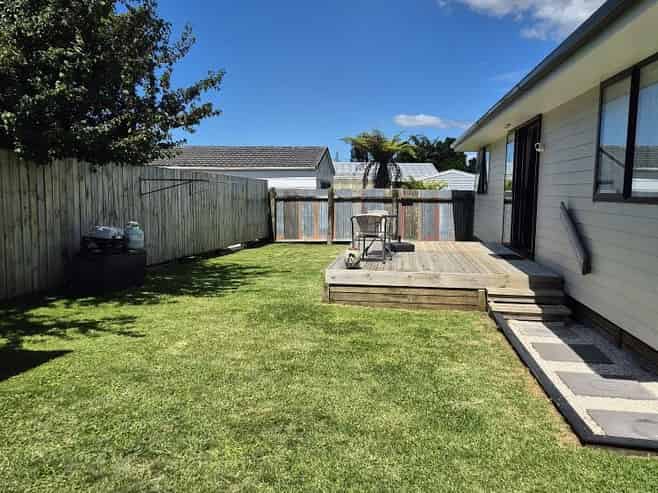 90A Tiraumea Drive, Pakuranga