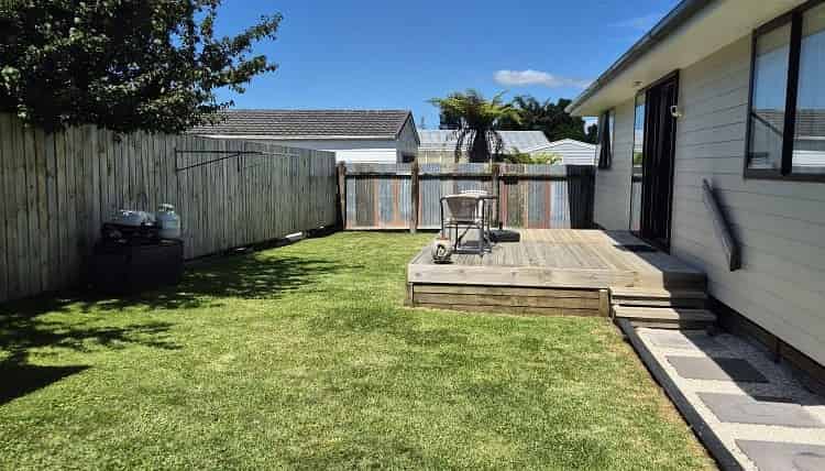 90A Tiraumea Drive, Pakuranga