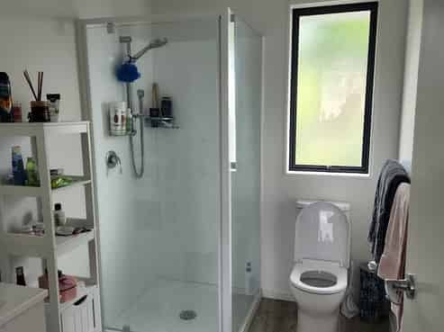 90A Tiraumea Drive, Pakuranga