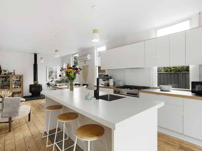 50 Albert Street, Saint Clair