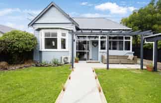 50 Albert Street, Saint Clair