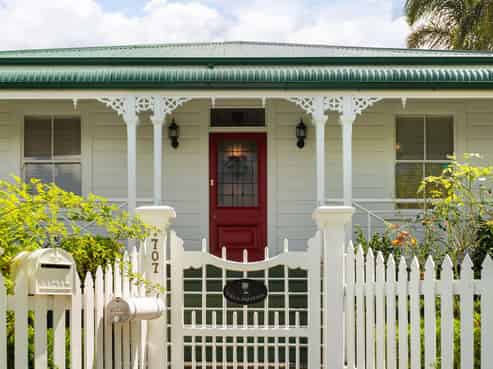 707 Sealey Street, Thames