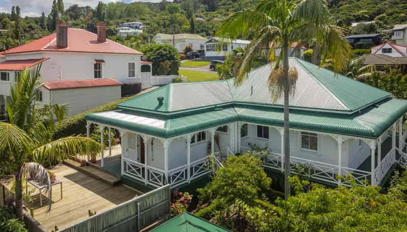 707 Sealey Street, Thames