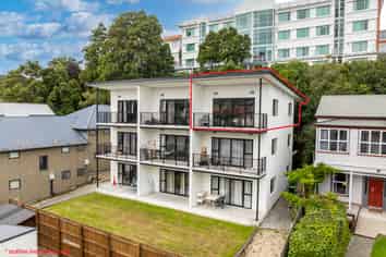 9/377 Leith Street, North Dunedin