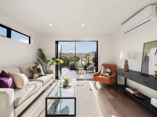13/10 Ngaroma House Drive, Hobsonville