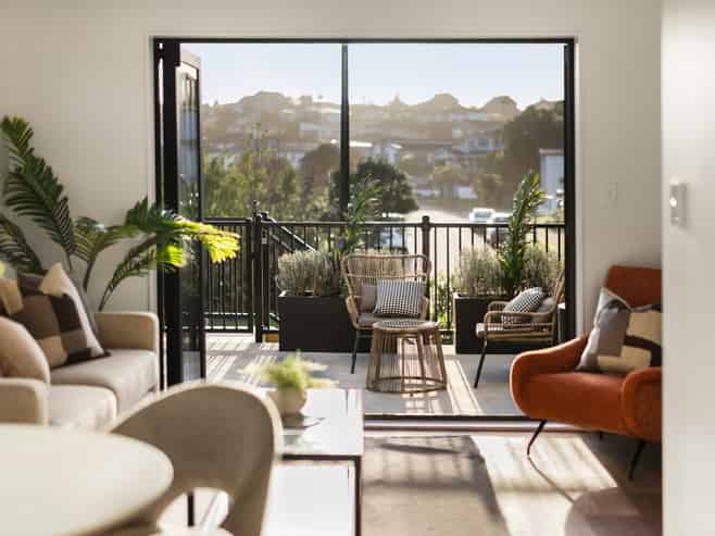 13/10 Ngaroma House Drive, Hobsonville