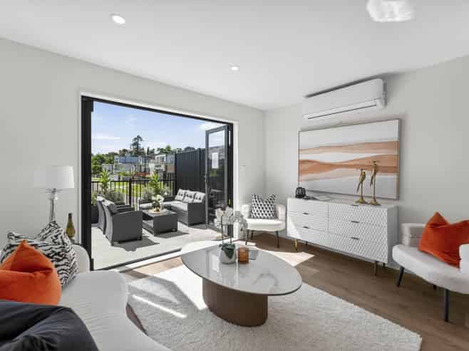 13/10 Ngaroma House Drive, Hobsonville