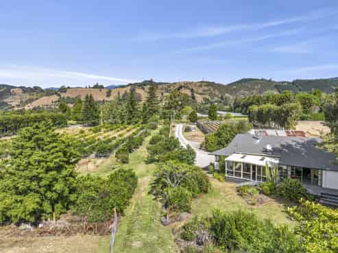 444 Paton Road, Hope