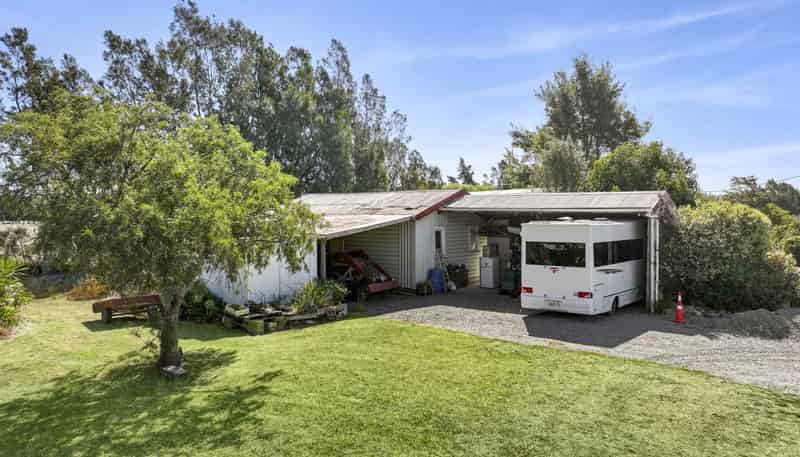 444 Paton Road, Hope