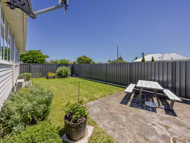 700 Grove Road, Mayfair