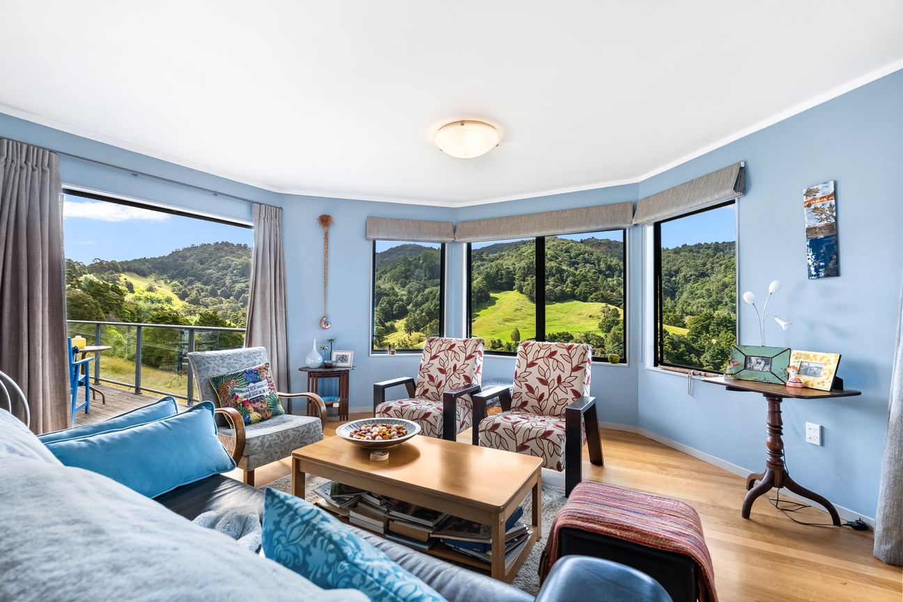 City Location With Privacy and Views! - Ansicht 6