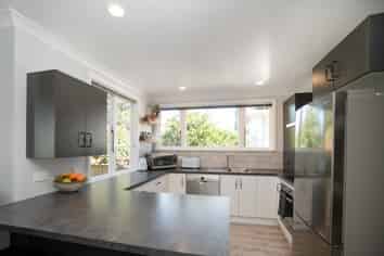 19 College Street, Awapuni