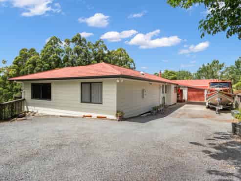 448 Apotu Road, Kauri