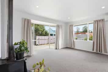 30 Feary Crescent, Takaka