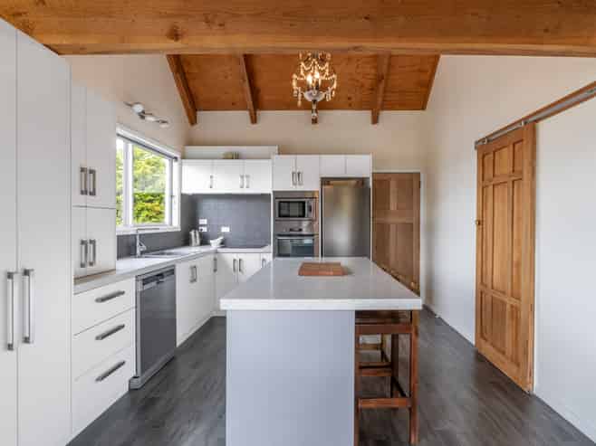 25 Marama Avenue South, Otatara